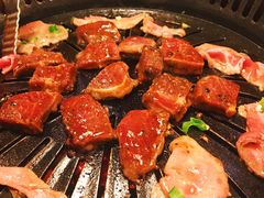 -韩宫宴炭火烤肉(中商世界里店)