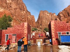 -天山神秘大峡谷