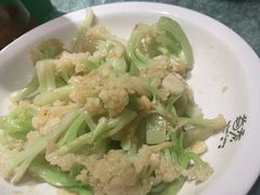 -首秀·四川料理(吾悦广场店)