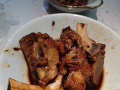 -百春原湖南牛肉粉(百联世纪店)