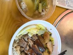 -明姨仔潮汕美食·碳炉猪脚·汕尾牛腩饭·起片鸡煲(起义路店)