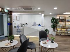 -Dr.Z dental仁康种植矫正中心