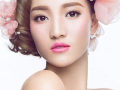 老师妆面作品-贺加贝化妆美甲培训学校