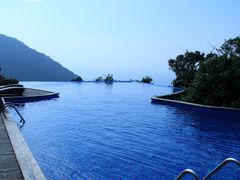 -三亚亚龙湾人间天堂鸟巢度假村