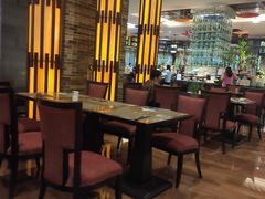 -三英温泉度假酒店-自助餐厅