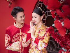 -经典婚纱摄影美学馆·私人定制