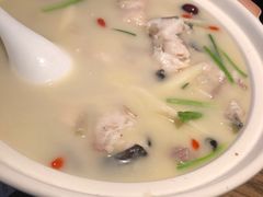 三峡江团鱼炖汤-老阿爸鲜鱼土菜(昆山花桥店)