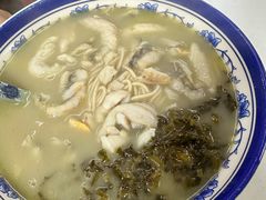 招牌黄鱼面-明呈黄鱼面馆(斜土路店)