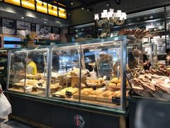 面包甜点陈列柜-东哥面包(江宁大润发店)