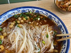 -八一路好吃街(雨田商务大厦店)