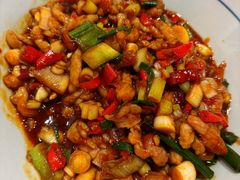 -荆九爷爆炒桥头三嫩(云南北路店)