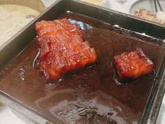 -洪氏嗨捞·广东猪肚鸡·椰子鸡火锅(西咸万象城店)