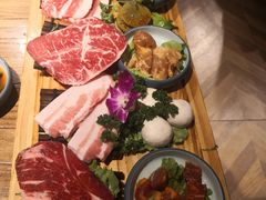 -明洞阿姨·韩式酱蟹烤肉·创意料理(三元桥店)