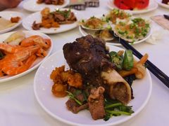 -碧中海汤泉汗蒸酒店