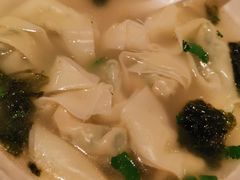 骨汤菜肉馄饨-阳阳中国饭(北京荟聚店)
