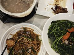 顺德均安头菜焖鱼腩-清新鸡沙田乳鸽店(金融店)