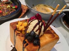 -鹿港小镇(金虹桥国际中心店)