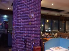 -豪客嘉族·麦尼顿西餐厅(乐福天下店)