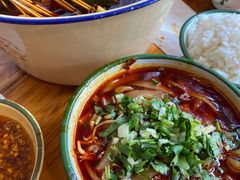 -拈签一笑黄牛肉辣卤串串