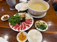 -桥香园云南过桥米线(金马碧鸡店)