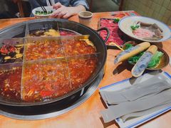 -周小明火锅(黑金冠社区店)