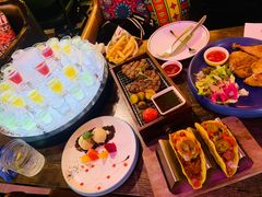 -Famous肥猫墨西哥音乐餐吧(五棵松华熙LIVE店)