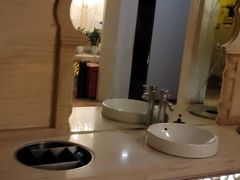-新美姿美食水疗汇(罗湖口岸店)