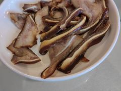 -老鼎万春卤菜(五代传承创始老店)