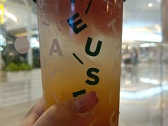 -星巴克臻选(青岛麦凯乐分店)
