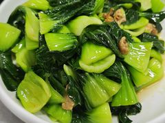 油渣炒青菜-沪依小酒馆心意菜