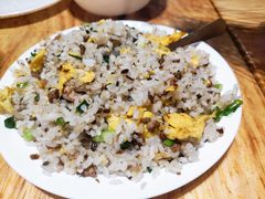 特色臊子蛋炒饭-嘉州叶婆婆钵钵鸡(建设路店)