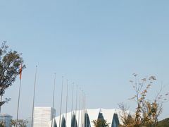 -东方体育中心(地铁站)