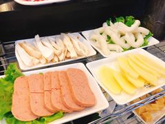 -楼外楼大刀肉传统火锅居(幸福街店)