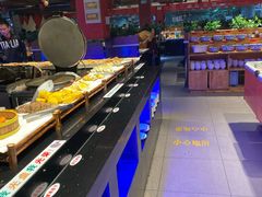 自助取餐区-聚盛源蒸汽海鲜火锅烤肉自助(巨川金海岸购物广场店)