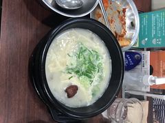 牛膝肉雪浓汤-神仙雪浓汤(明洞店)