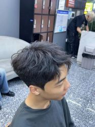 -藤野造型专业烫染接发