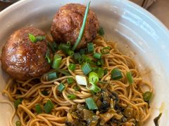 -佬钱湾仔(衣裳街店)