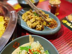 -谭鸭血老火锅(远大购物广场店)