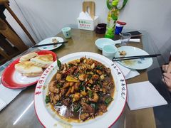 -鲁南仔·滕州炒鸡(经三路店)