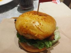 -必胜客(磁器口店)