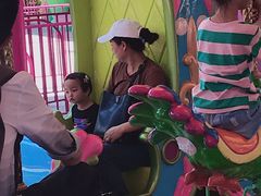 -七彩云南欢乐世界