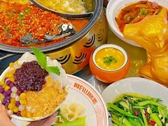 -阿瓦山寨·湘菜现炒·剁椒鱼头王(咸阳总店)