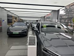 -比亚迪汽车王朝网(易能环耀银海大厦城市展厅)