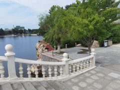 -莫内艺术岛海景咖啡