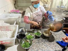 -正宗杨记普洱酸醋米线(总店)