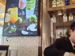 -东方红海鲜百汇(国际大厦店)