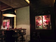-恰餐厅及酒吧 CHAR Bar & Grill (北京丽都皇冠假日店)