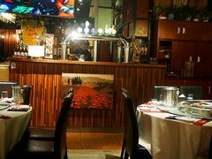 大堂-日进一片海.生腌海鲜火锅.宵夜烧烤(三里屯总店)