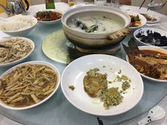 -天乐农家鱼头王(天目湖店)