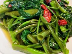 -箱美术馆私房菜(水晶郦城店)